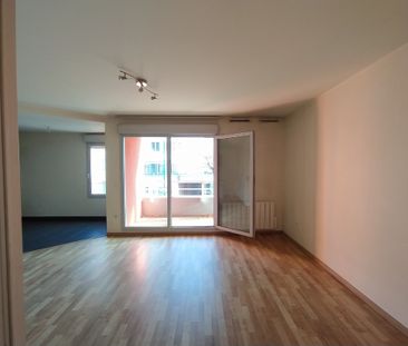 Location Appartement 1 pièce 41m² - Photo 2