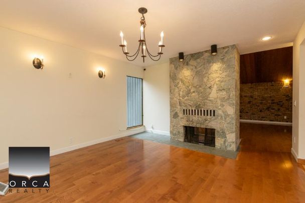 4940 Marine Drive, West Vancouver - Photo 1