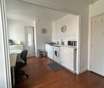 Location Appartement 1 pièce 21m² FONTAINEBLEAU 77300 - Photo 3