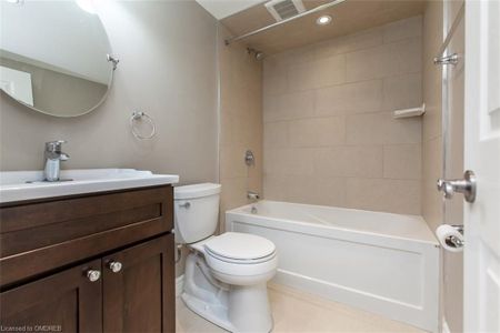 For Lease - 237 Ross Lane, Oakville, Ontario - Photo 2