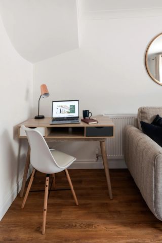 3 Bed, House - Photo 2