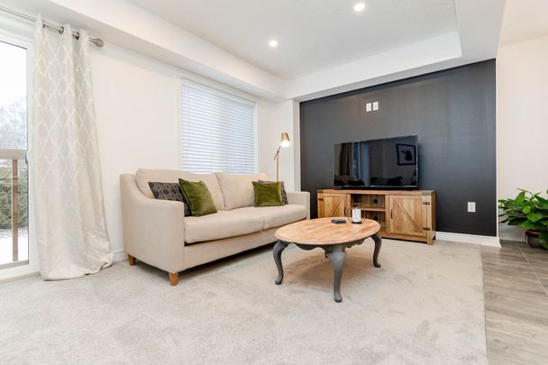 For Lease - 114 MULLIN Street, Grey Highlands, Ontario - Photo 1