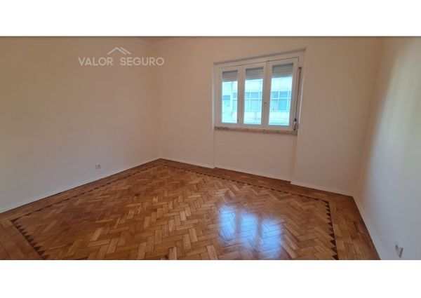 Apartamento T3 em Lisboa