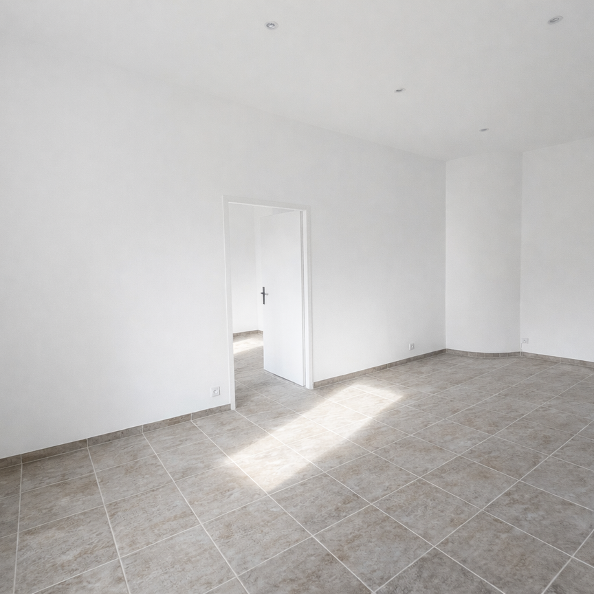 Location Appartement 2 pièces 42m² MARSEILLE 4ème - Photo 1