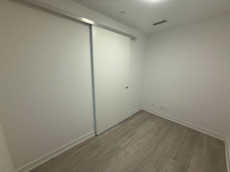 For Lease - 88 Queen Street Unit# 5810, Toronto, Ontario - Photo 2