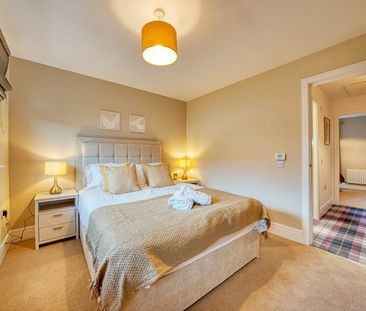 2 Bed Terraced House, Elmfoot Grove, G5 - Photo 6