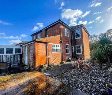 5 bedroom semi-detached house to rent - Photo 6