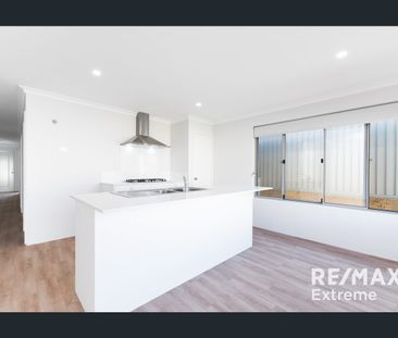 31 Surfers Street, Alkimos, WA 6038 - Photo 3