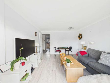 Mill Road, Marlow, Buckinghamshire, SL7 - Photo 2