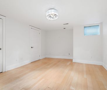 For Lease - 137 Old Orchard Grove, Toronto, Ontario - Photo 5