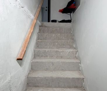 For Lease - 22 Yellow Brick Road, Brampton, Ontario - Photo 2