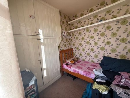 Windsor Street - Photo 3