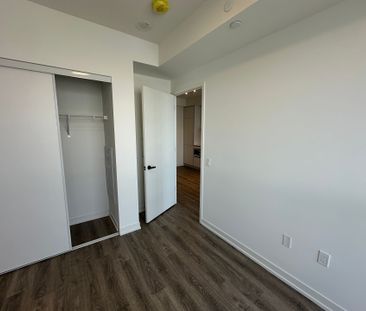 For Lease - 8 Interchange Way Unit# 5705, Vaughan, Ontario - Photo 2