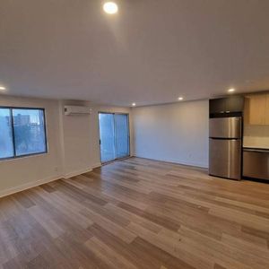 Studio - Côte Saint-Luc - $1,399 /mo - Photo 2