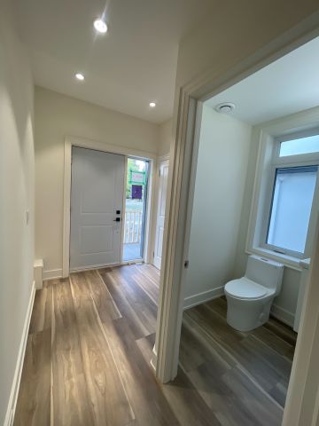 For Lease - 263 Barrie Street Unit# 8, Bradford West Gwillimbury, Ontario - Photo 4