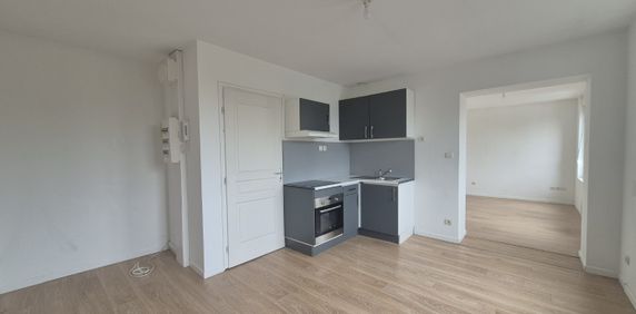 Location Appartement 2 pièces 50m² ST MARTIN LEZ TATINGHEM 62500 - Photo 2