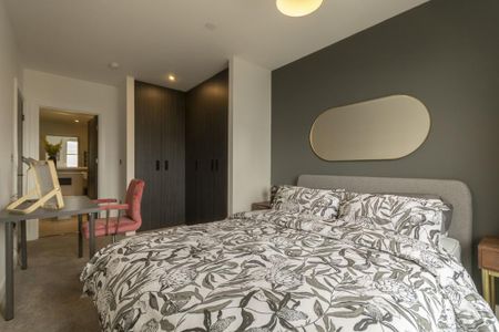 1 bedroom penthouse to rent - Photo 4