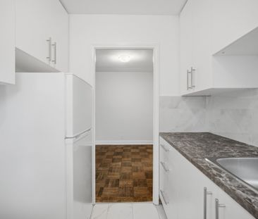 For Lease - 308 The Kingsway N/A Unit# 209, Toronto, Ontario - Photo 6