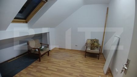 Spatiu de inchiriere, 3 camere, 89 mp, zona piata din centru - Fotografie 4