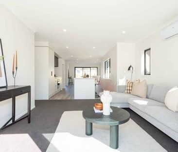 Brand New Modern Family Home – Be the First to Move In! - Photo 1