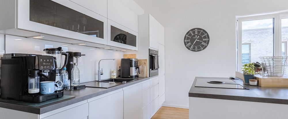 Möbliert Wohnen über 2 Ebenen! Hochwertig ausgestattete Maisonette-Wohnung mit Wasserblick - Foto 1