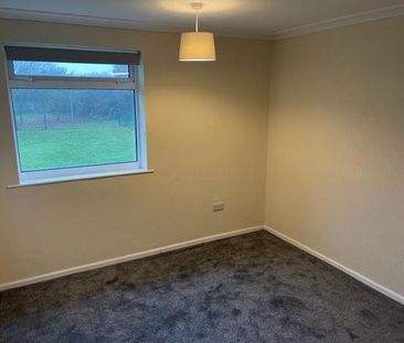 WindsorClose, Hucknall, NOTTINGHAM - Photo 1