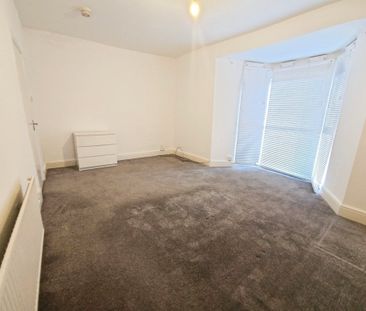 Cromwell Street, SWANSEA - Photo 4