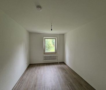 Auf gute Nachbarschaft: individuelle 2,5-Zimmer-Wohnung - Photo 1