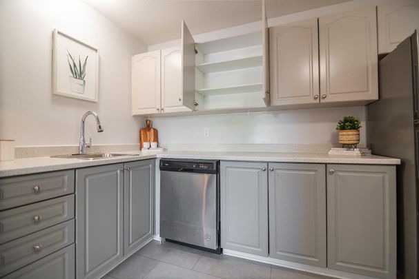 98 Woodridge Crescent, Bayshore - Belltown, Ottawa, ON - Photo 1