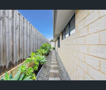 6a Karakin Terrace, Ellenbrook, WA 6069 - Photo 2