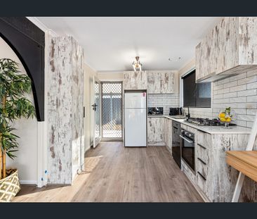 Ground Floor 2 bedroom Apartment - Rent Includes Utilities - Photo 4