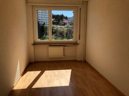 Nice 3-room apartment, Le Corbusier 14, Le Locle - Photo 2