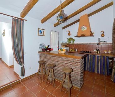 3 Bedroom Cortijo in Frigiliana Countryside For Winter Rental - Photo 3