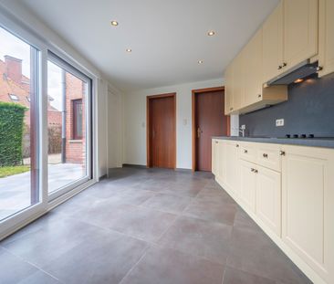 ZULTE - Karaktervolle en aangename woning nabij centrum Olsene - Foto 1