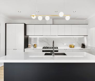 33 Narroy, North Narrabeen NSW 2101 - House For Rent | Domain - Photo 3