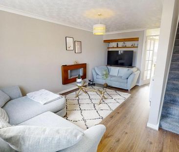 2 bedroom end of terrace house to rent - Photo 1