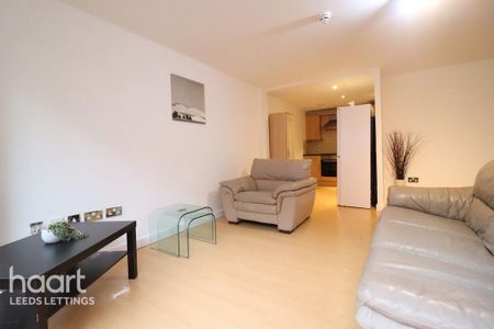 2 bedroom apartment to rent - Photo 3