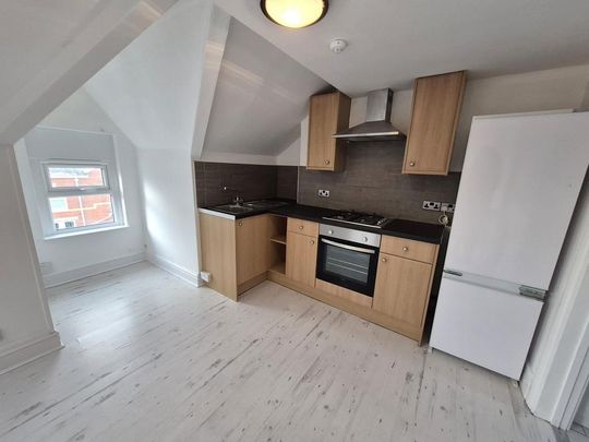 1 bedroom flat to rent - Photo 1