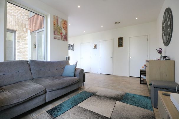 3 Bed Flat, Orchid Mews, NW10 - Photo 1