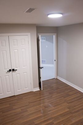 For Lease - 55 Breeze Drive Unit# Bsmt, Bradford West Gwillimbury, Ontario - Photo 1