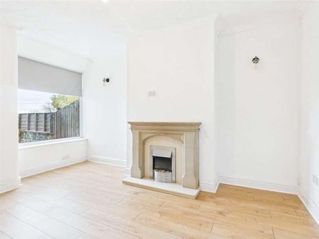 Manchester Road, Kearsley, Bolton, Greater Manchester, BL4 - Photo 2