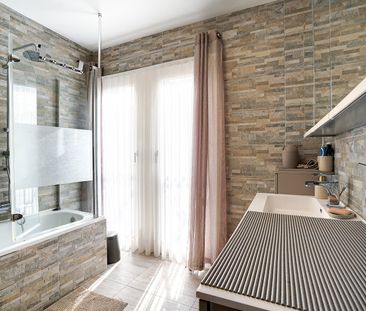 Appartement met twee slaapkamers in Mons - Photo 2