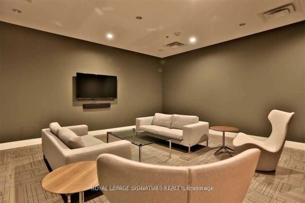 111 St Clair Avenue W #422 - Photo 1