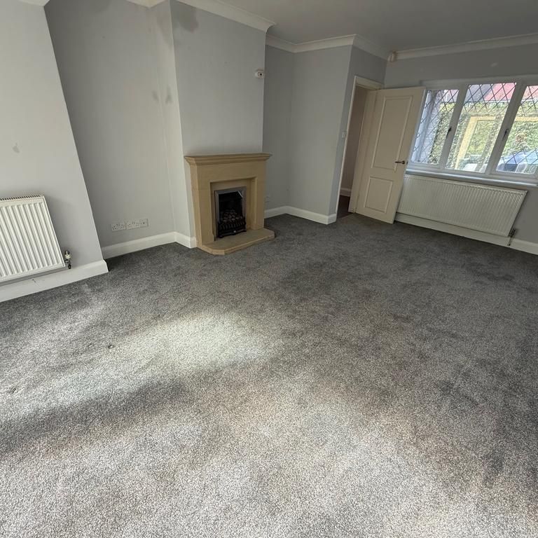 5 bedroom detached house to rent - Photo 1