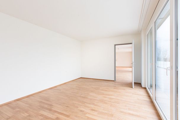 Attikawohnung mit herrlicher Aussicht! - Photo 1