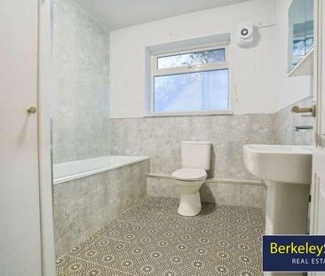 Lark Lane, Liverpool, Merseyside, L17 - Photo 5