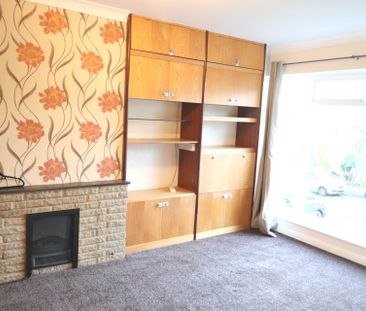 Deeds Grove, High Wycombe - Photo 3