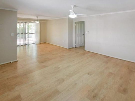 FABULOUS VILLA - 2x1 Modern + Close to CBD - Photo 1