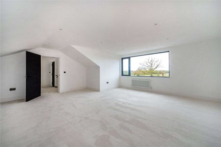 Beautifully designed, high specification, spacious detached contemporary family home with an abundance of space and light. - Photo 5