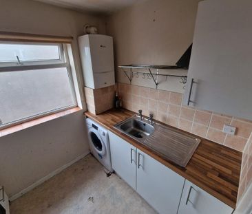 2 bedroom flat to rent - Photo 6